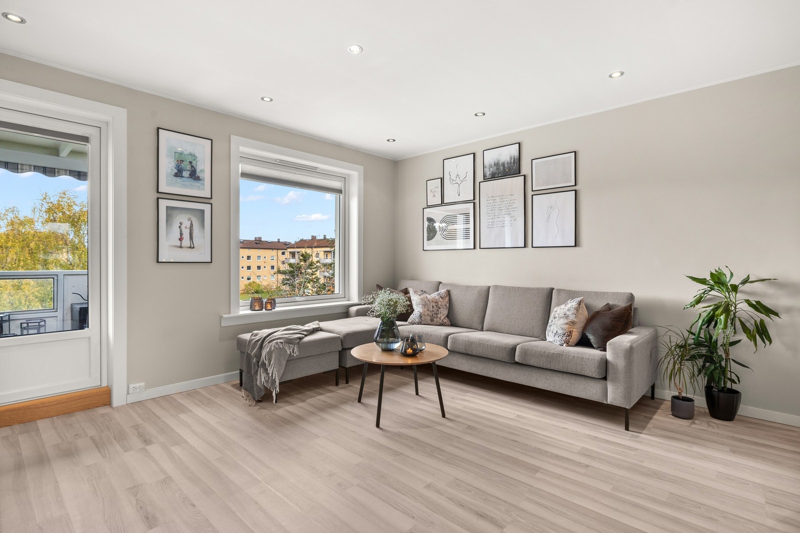 Moderne og tiltalende fargevalg. Lunt og stilrent. Galleribilde