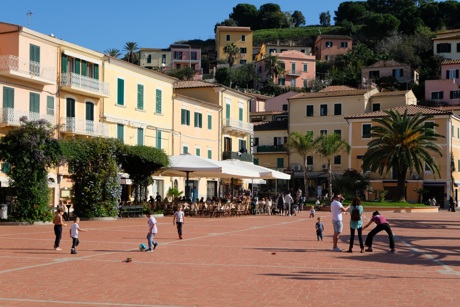 Porto Azzurro en utrolig vakker fiskelandsby hvor vår bolig ligger nær. Galleribilde
