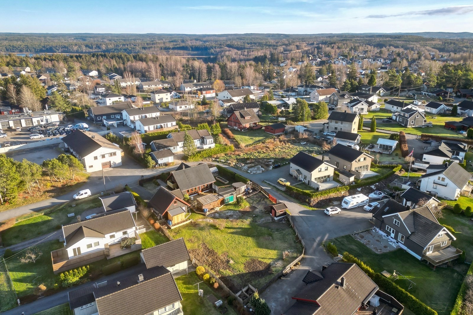 Det er også kort vei til Isesjø og idylliske Bodalstranda, som passer perfekt for barnefamilier. Galleribilde