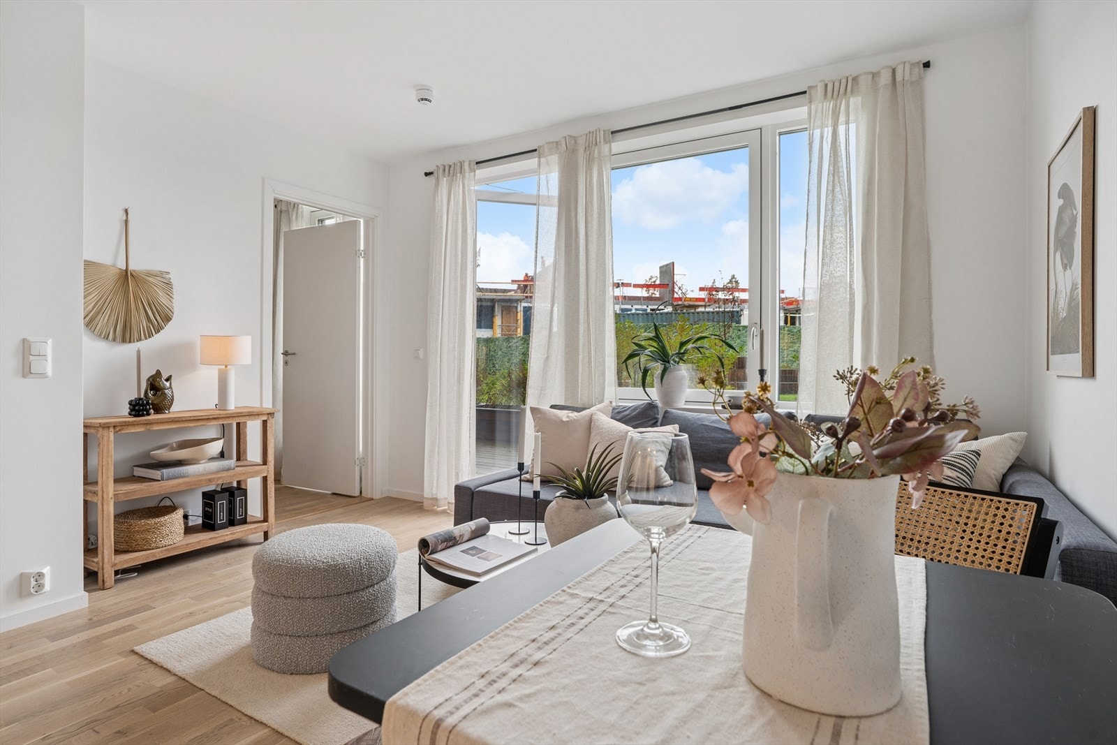 Lave felleskostnader på 2045,- pr mnd! Inkl. varmt vann og TV/bredbånd Galleribilde