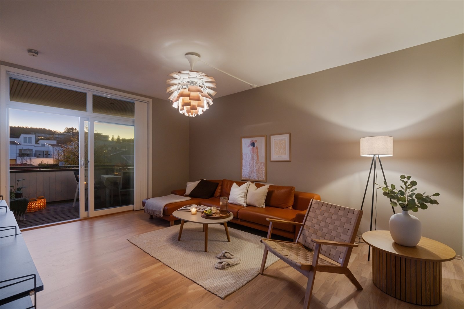 Austtunsletta 79 presenteres av Øyvind Ådneram v/DNB Eiendom. Galleribilde