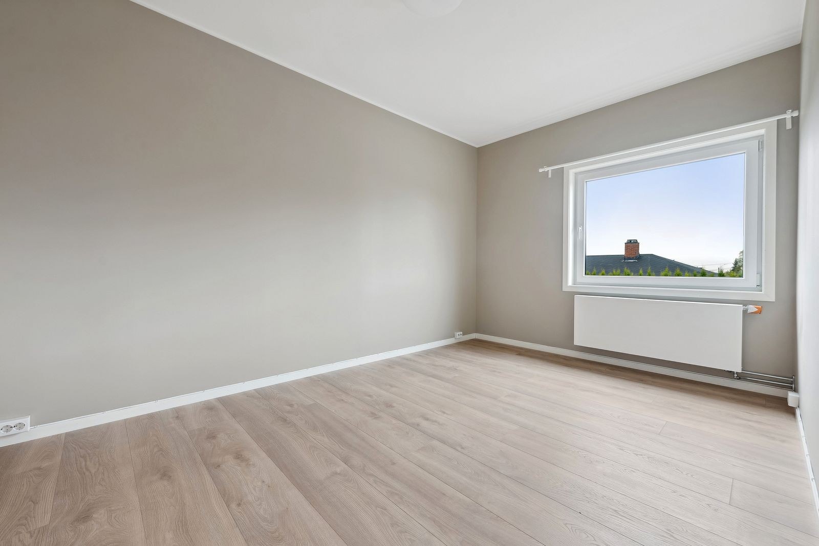 Stort soverom med skap Galleribilde