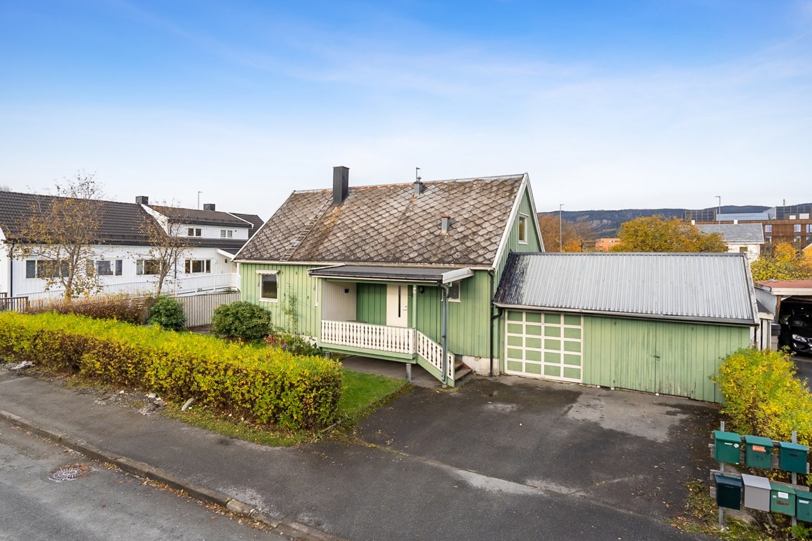 Oliver Almli Reinås ved EiendomsMegler 1 presenterer: Meierivegen 19. Galleribilde