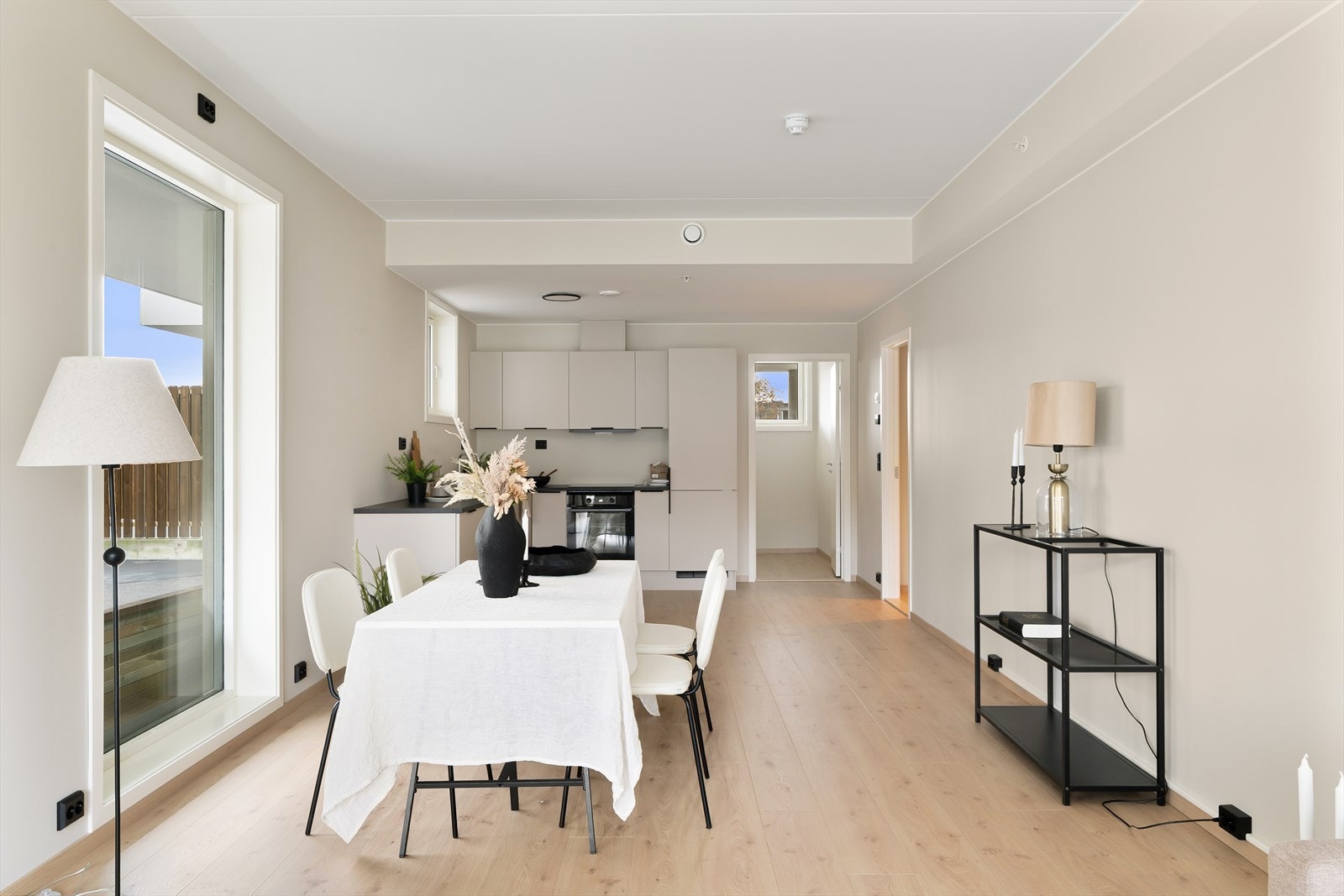 Samtidig som man har nok benkeplass til å lage mat på. Galleribilde