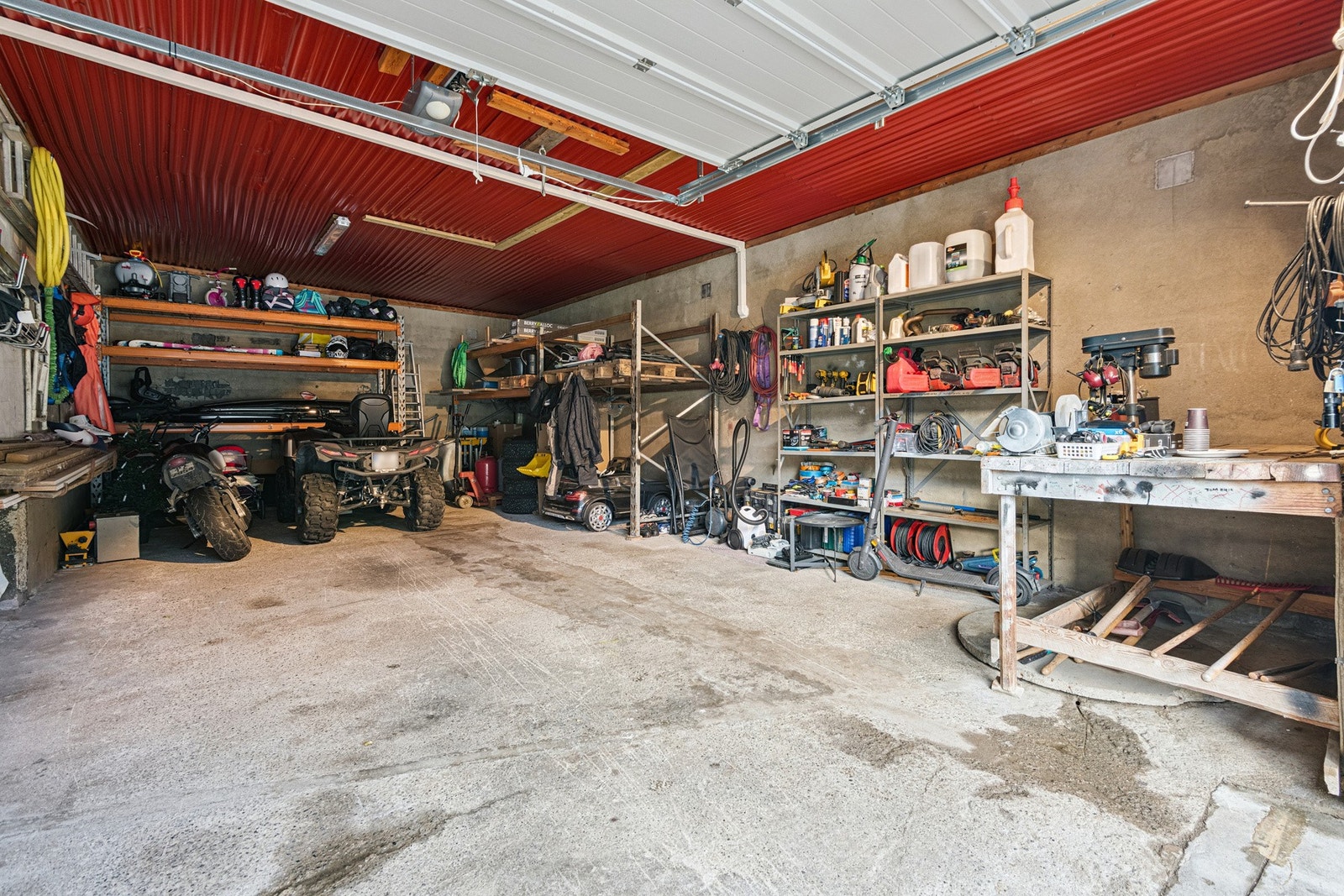 Garasje/verksted med mange muligheter Galleribilde