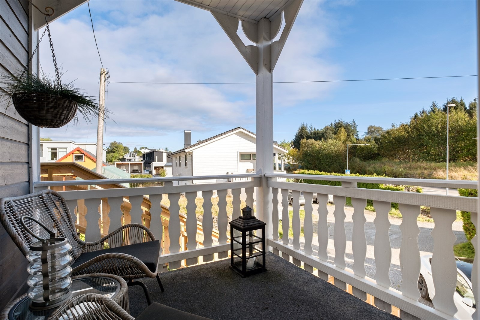 Sørøstvendt veranda. Galleribilde