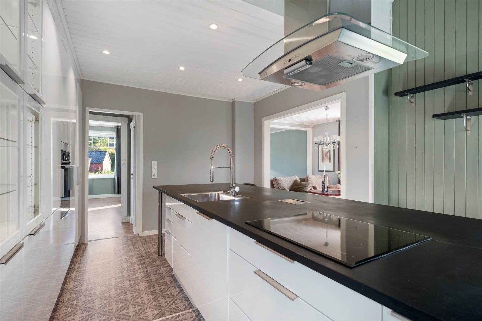 Kjøkkenet ble skiftet i 2019. Galleribilde