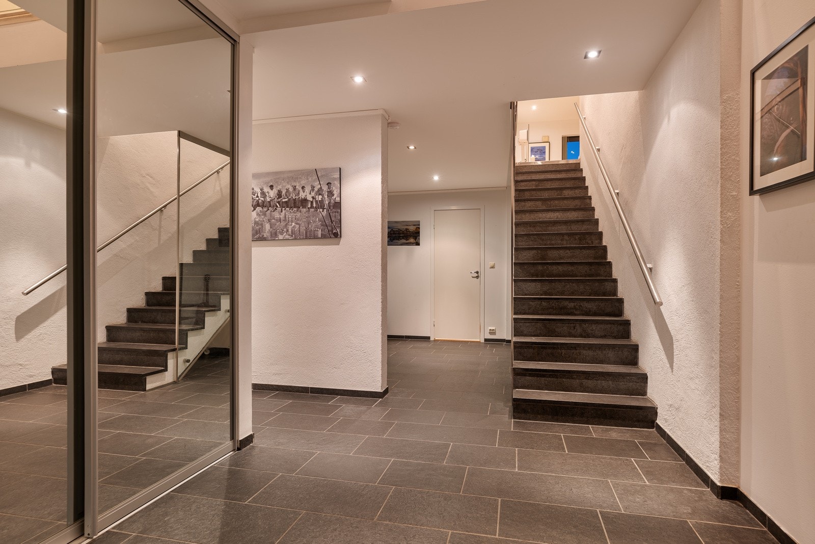 Gang/Hall 1. etg. Galleribilde