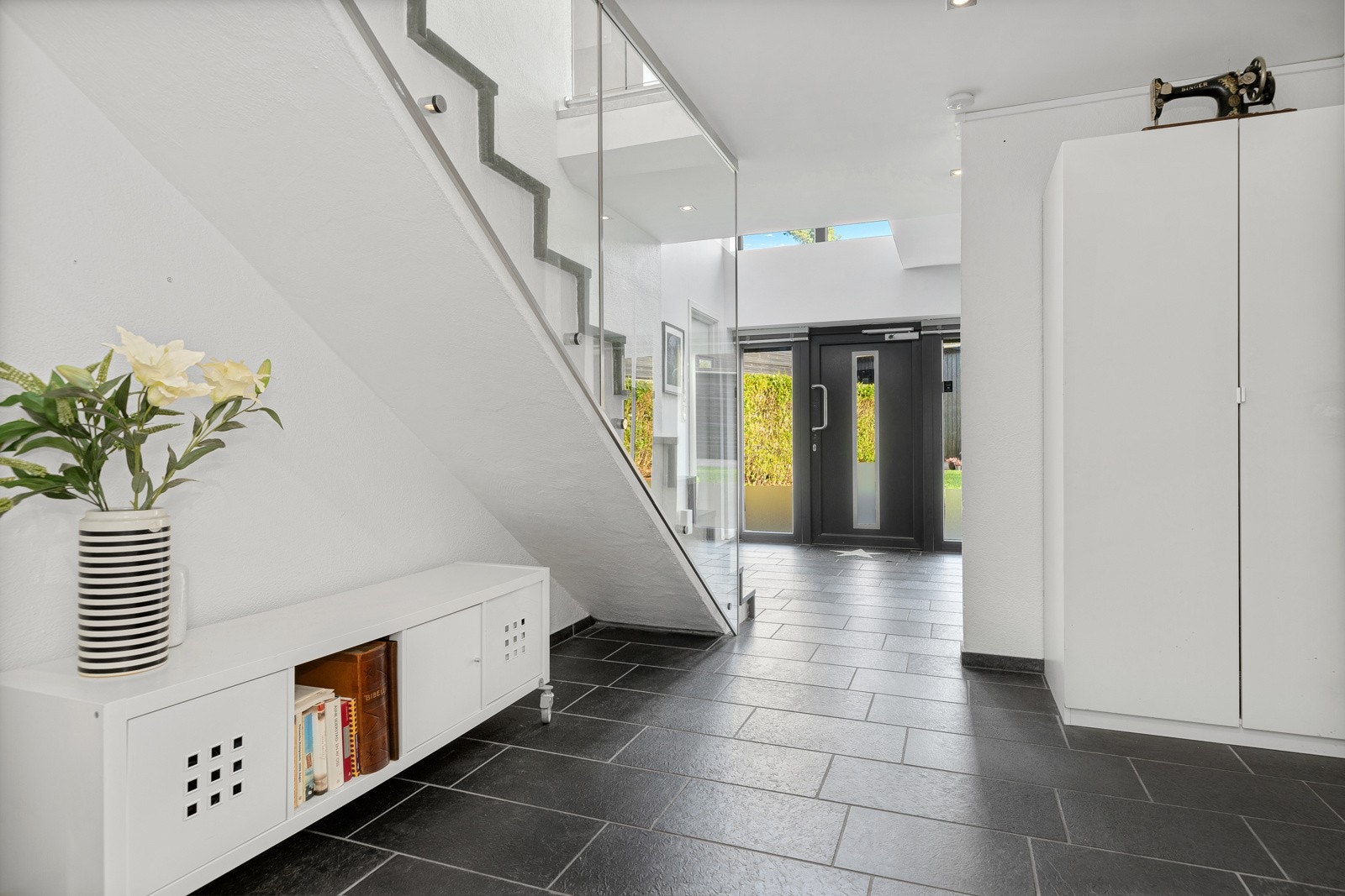 Gang/Hall 1. etg. Galleribilde