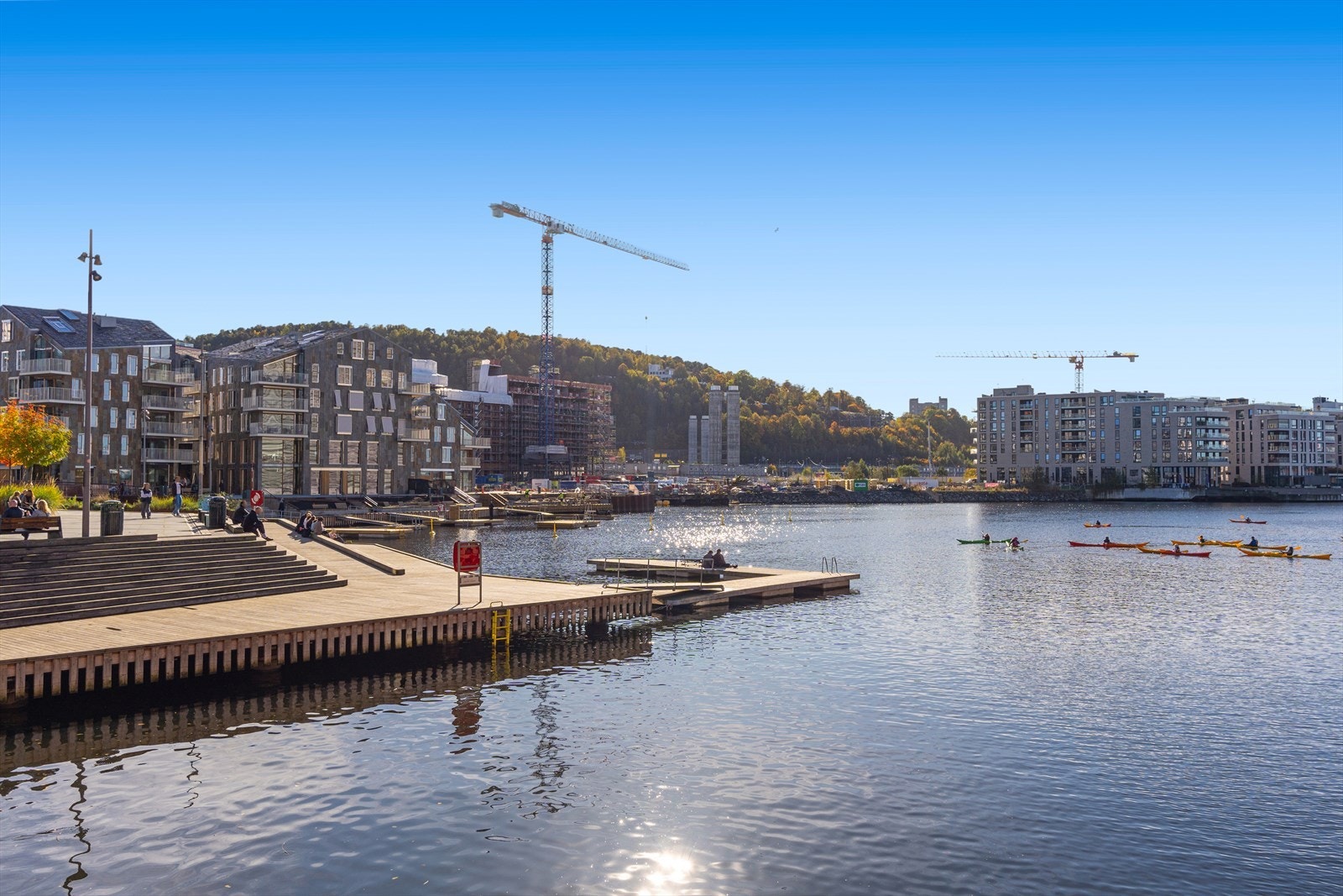 FIn plassering mot det indre havnebassenget i Bjørvika Galleribilde
