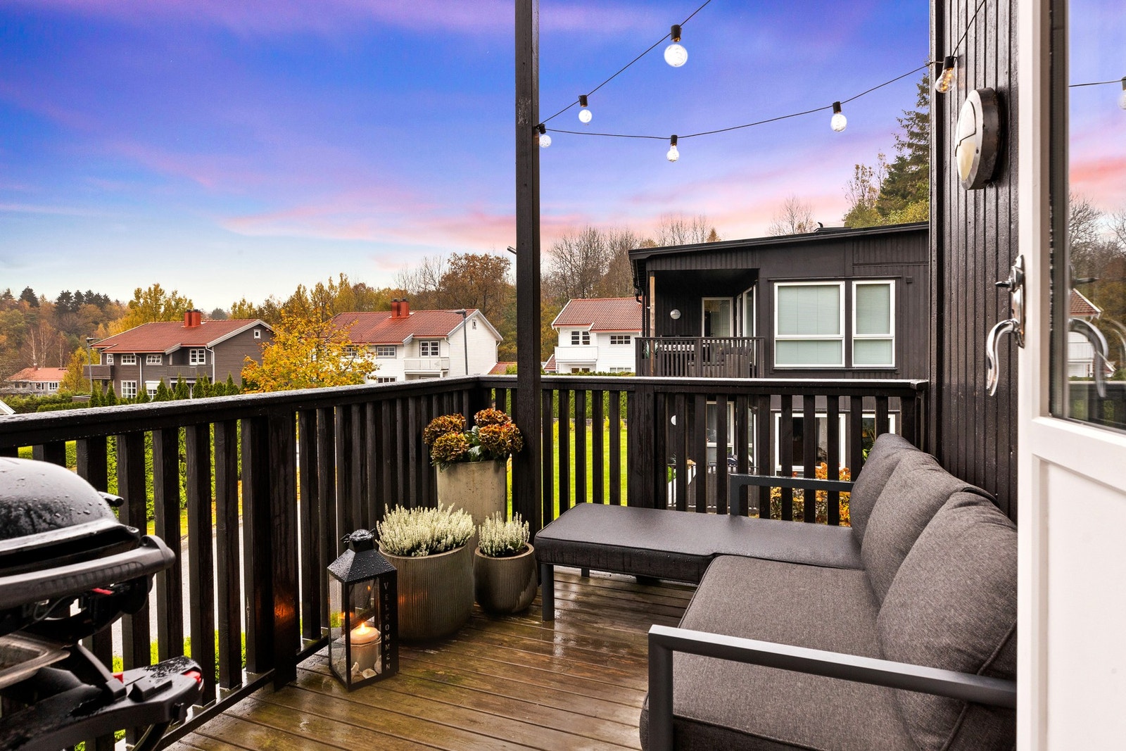 Solrik balkong på ca. 6m2. Galleribilde