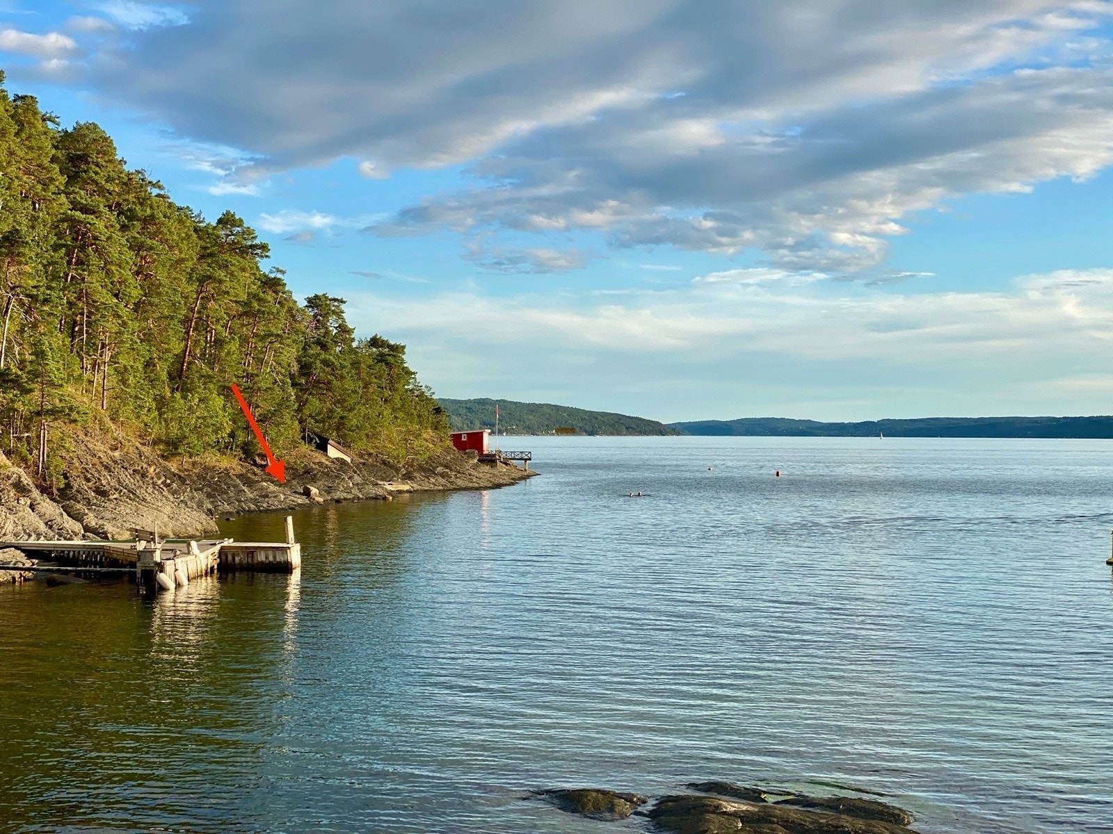 Det medfølger rett til del av Strandparsell på vestsiden av Malmøya. Galleribilde
