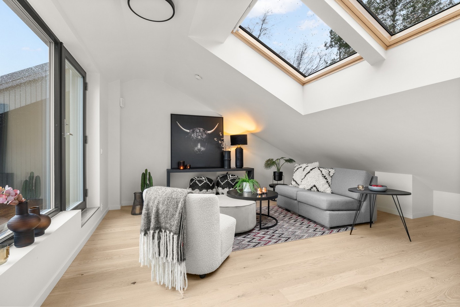 Og har utgang til en skjermet takterrasse Galleribilde