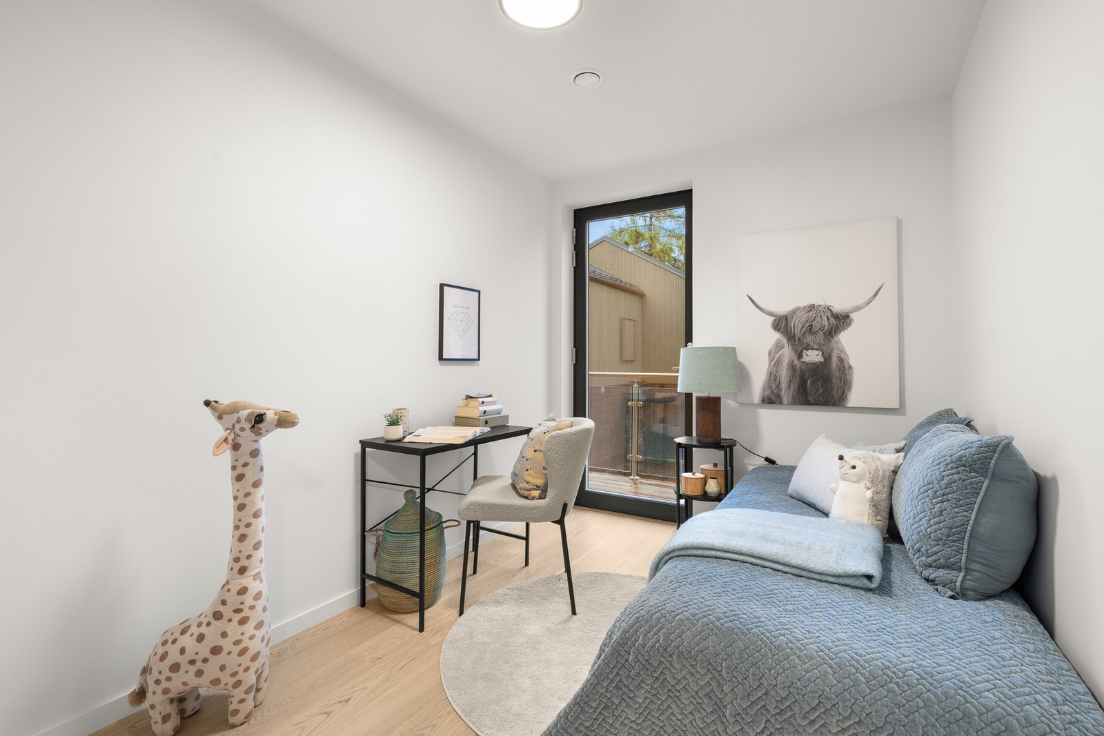 Tre av soverommene har utgang til balkong Galleribilde