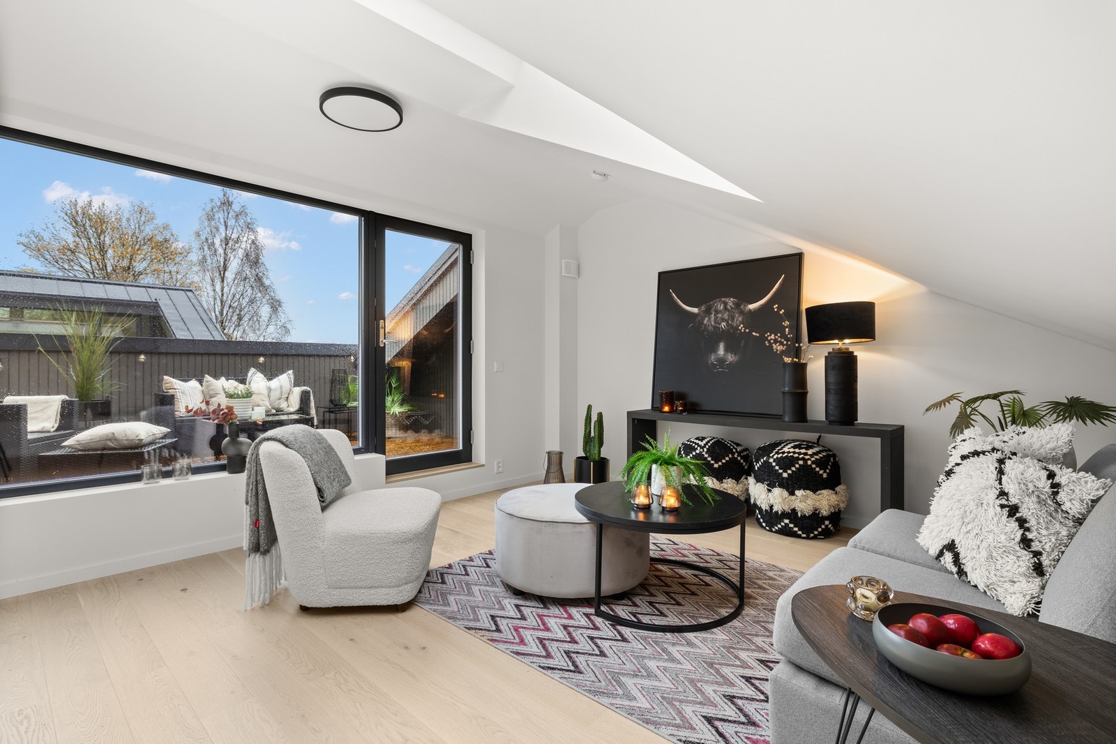 I overetasjen etasje finner du en flott stue Galleribilde