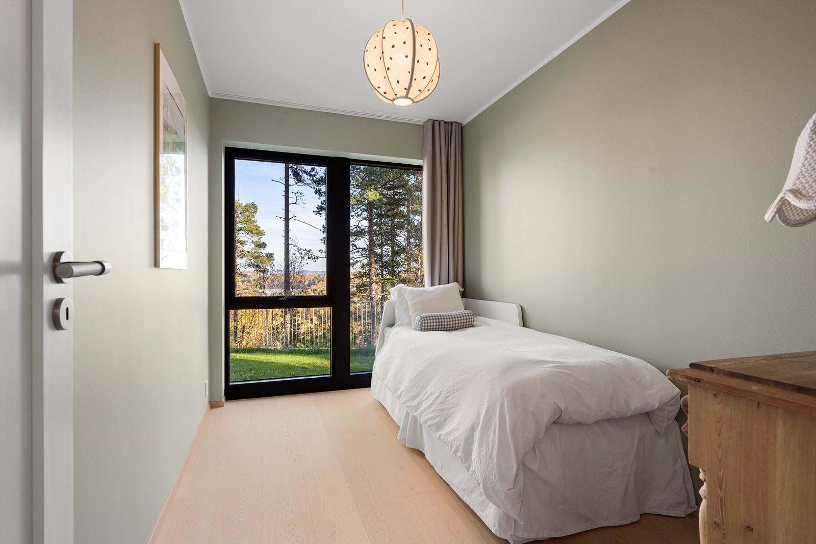 Soverom i underetasjen. Galleribilde