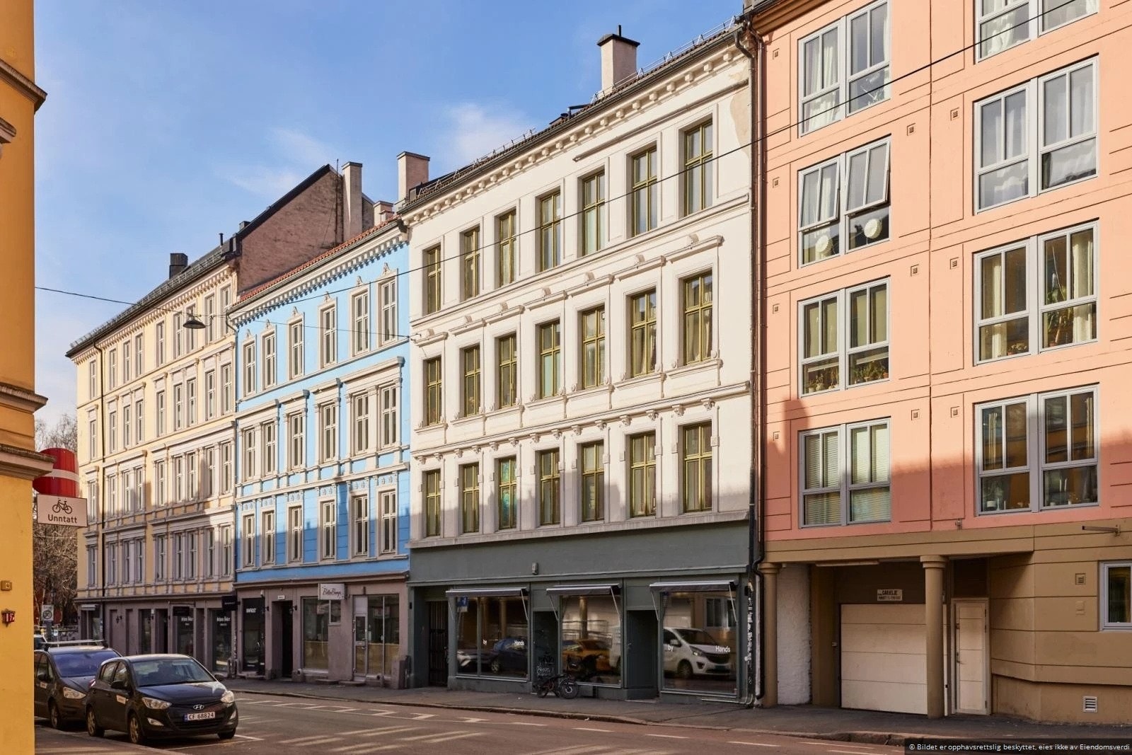 - En klassisk bygård oppført i 1897. Med en attraktiv og rolig beliggenhet på Grünerløkka - Galleribilde