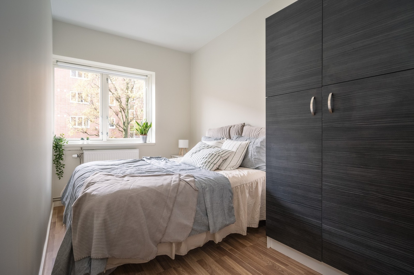 Dagens hovedsoverom med plass til dobbeltseng. Galleribilde