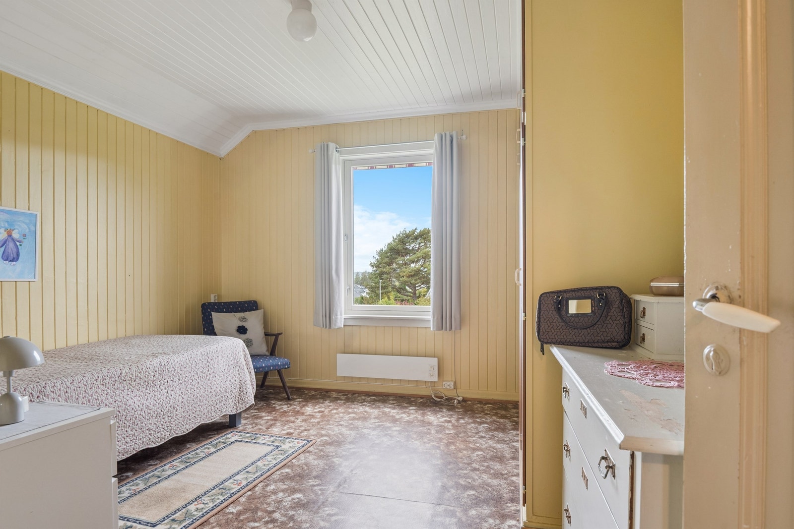 Det andre soverommet har plass til både seng og annen møblering. Galleribilde