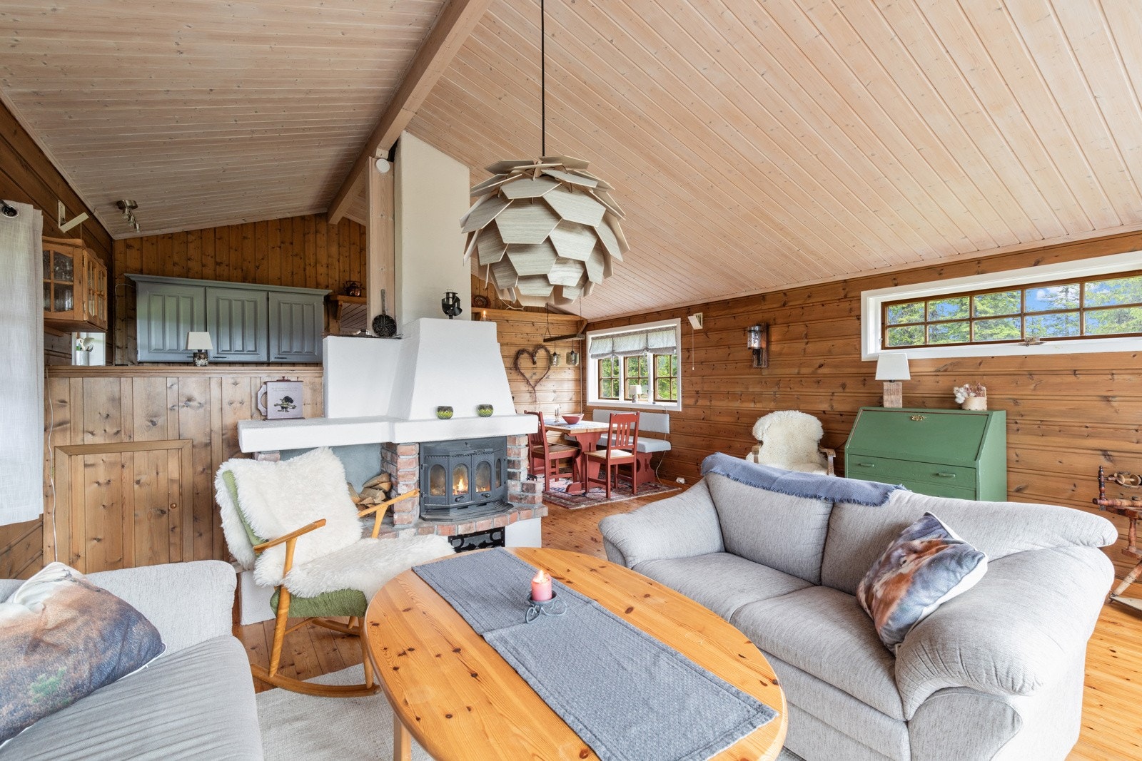 God plass til stuemøbler Galleribilde