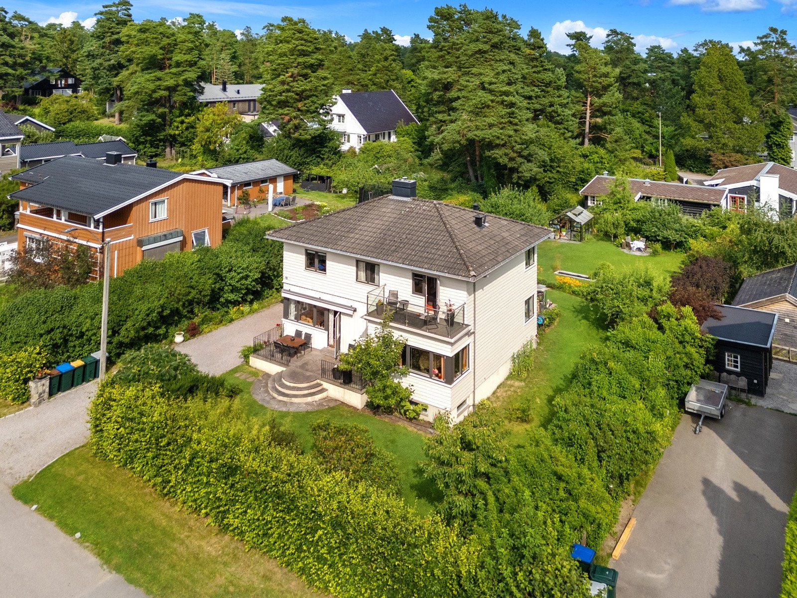 Sentralt og solrikt beliggende Galleribilde