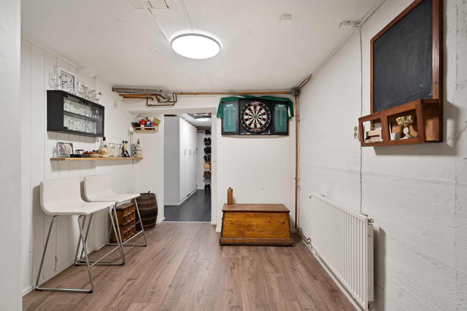 Mellomgang i kjeller Galleribilde