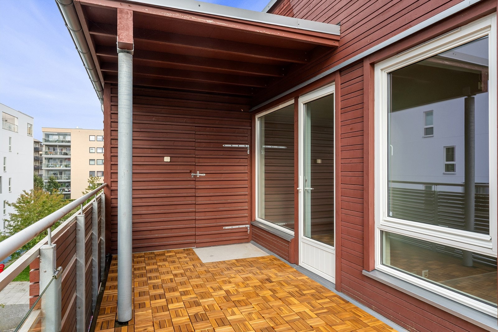 I tillegg er det tilgang på praktisk bod på balkongen. Galleribilde