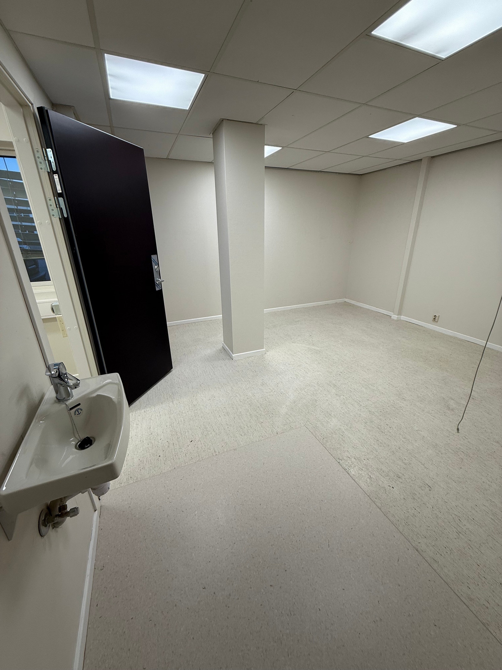 Behandlingsrom 3/ møterom/ pauserom Galleribilde