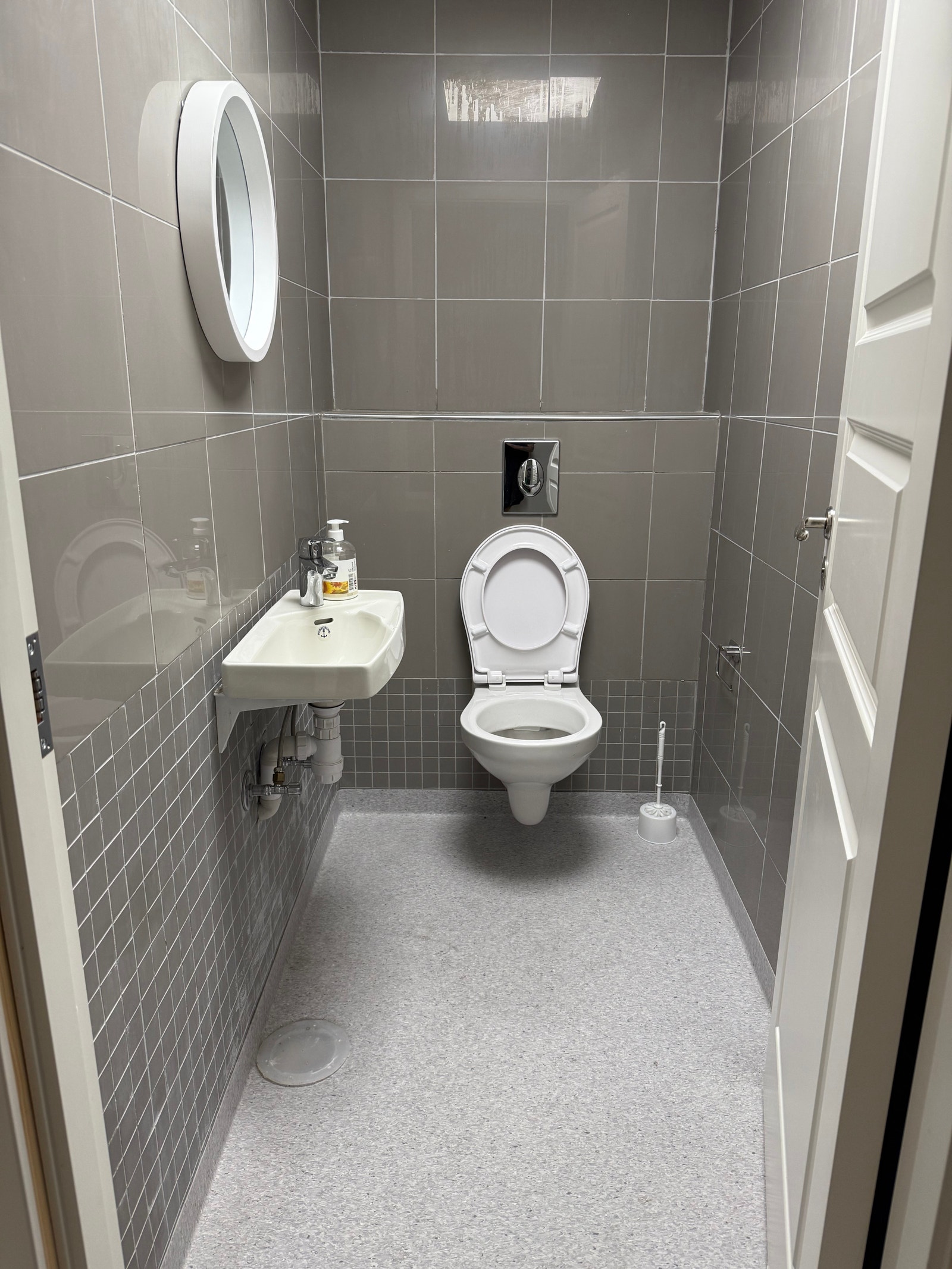 1/3 nye toaletter Galleribilde