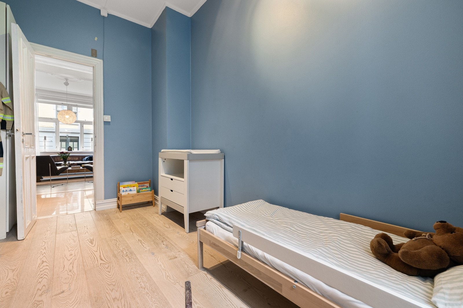 Soverom to egner seg godt som barnerom, hjemmekontor eller gjesterom - alt etter behov. Galleribilde