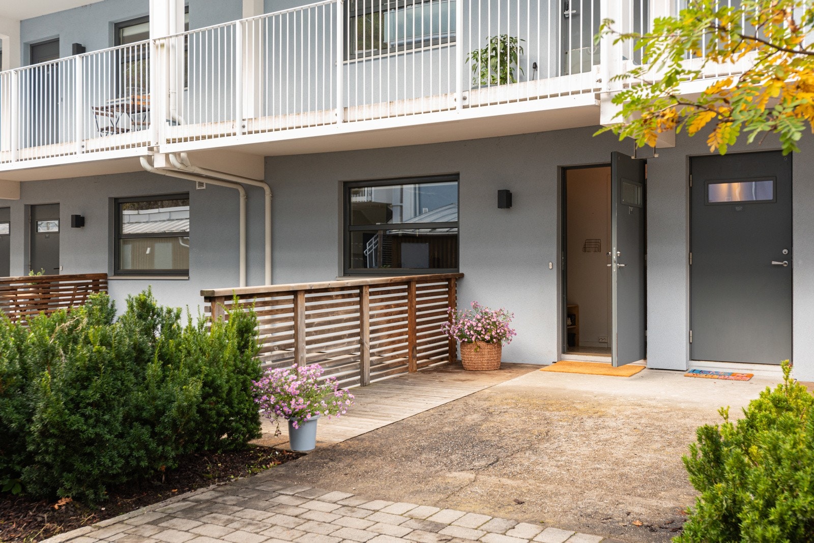 Fredelig indre vei. Et nydelig bosted for barn og voksne i alle aldre. Galleribilde