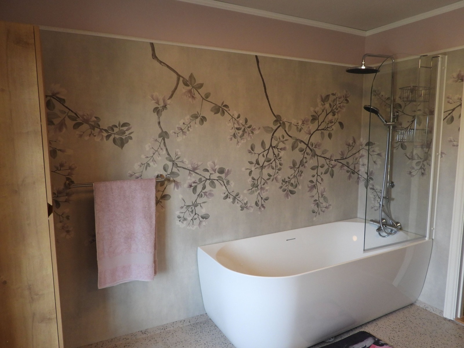 Badekar med dusjvegg Galleribilde