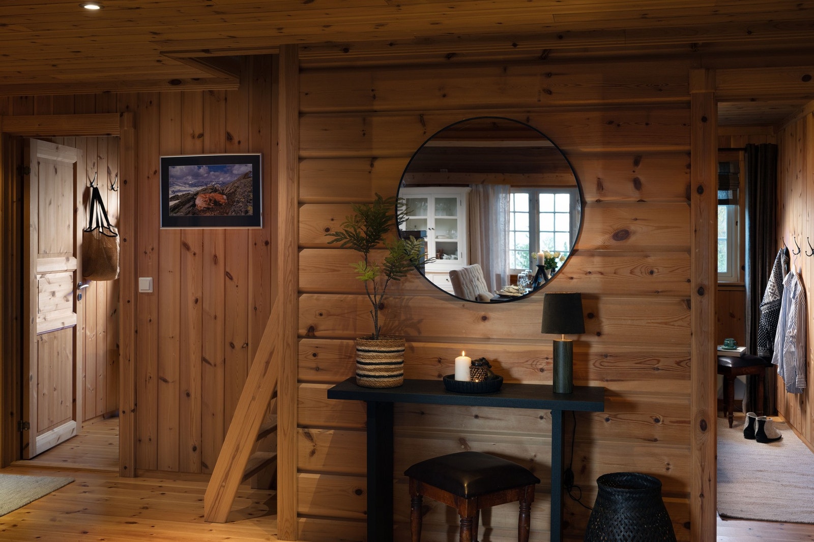 Hytten har tre koselige soverom og to flotte bad Galleribilde