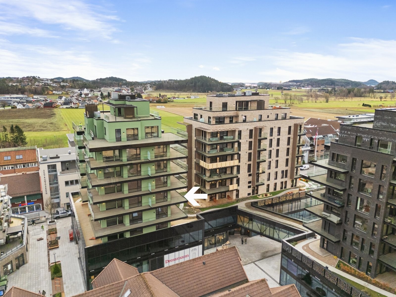 Romslig balkong på ca. 27 m². Galleribilde