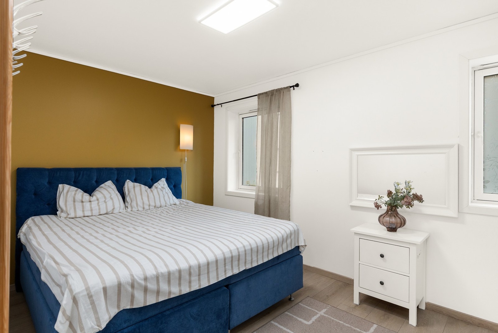 Leiligheten har 2 romslige soverom på hhv. 12 og 7 kvm. Galleribilde