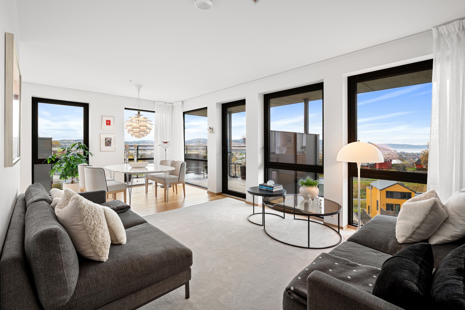 Moderne, og smakfull hjørneleilighet i 7. etasje. Galleribilde