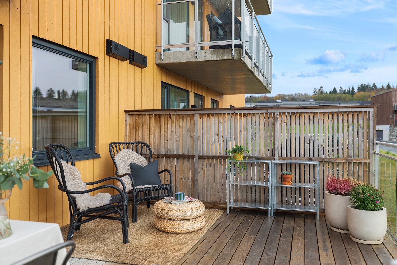 Fasaden til blokka ble nylig malt i 2025 i regi av sameiet Galleribilde