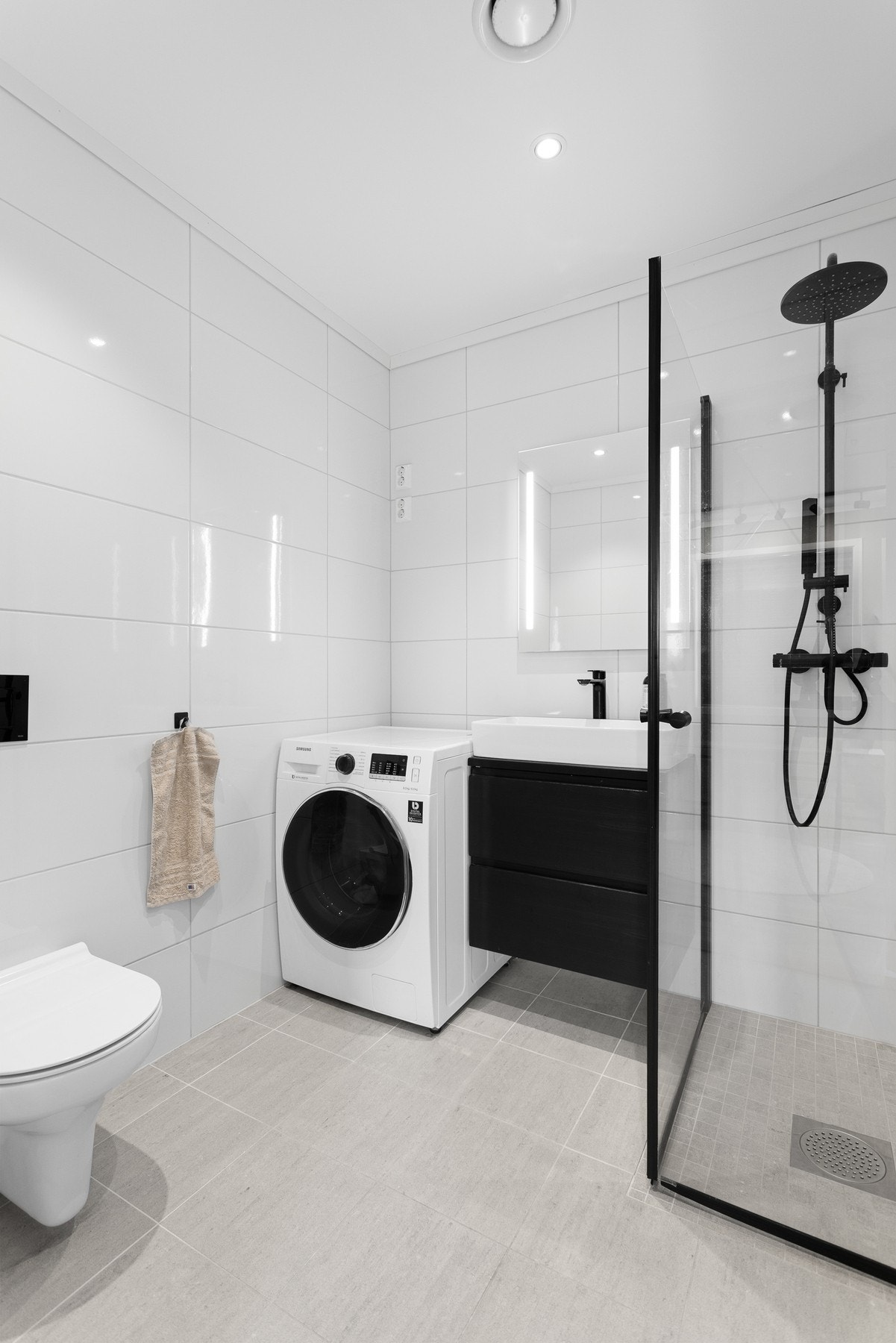 Det er opplegg for vaskemaskin og tørketrommel. Galleribilde