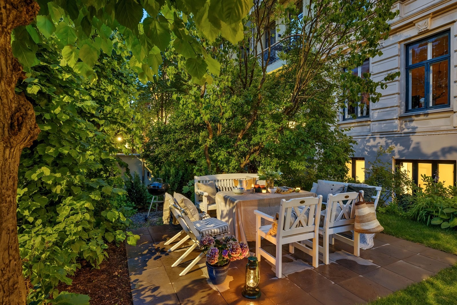 Bygget fra 1898 er som et smykke i seg selv og ligger på en av byens beste adresser Galleribilde