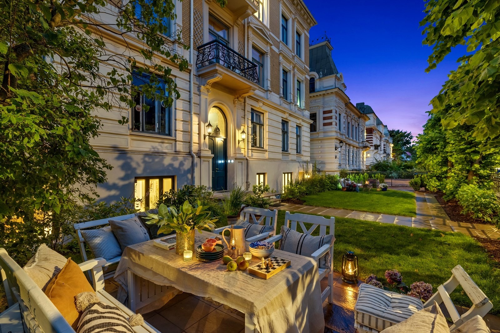 En unik og praktfull hjørneleilighet med innholdsrik planløsning og fantastisk atmosfære Galleribilde