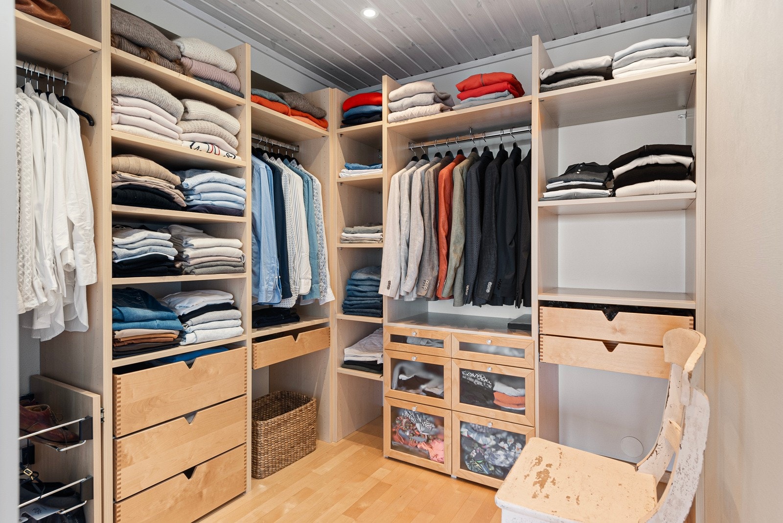 Walk-in i egen hovedsoveromsavdeling Galleribilde