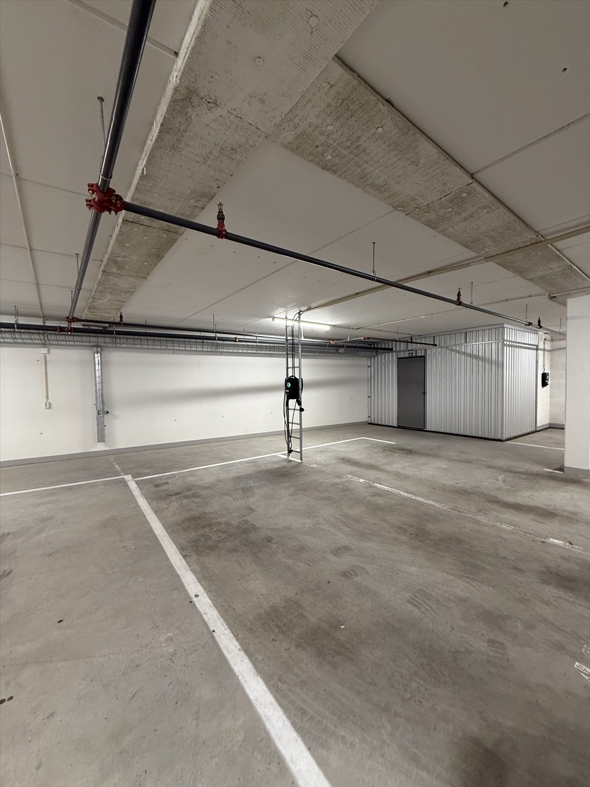 Garasjeplass Galleribilde