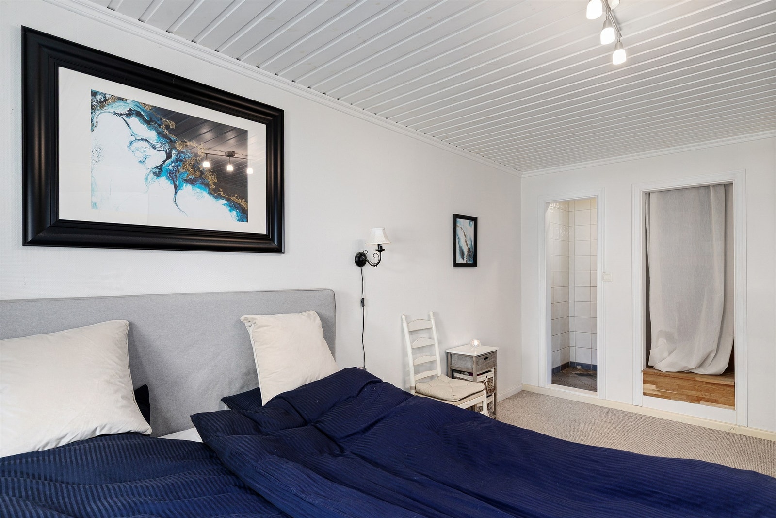 Hovedsoverom med egen dusj Galleribilde