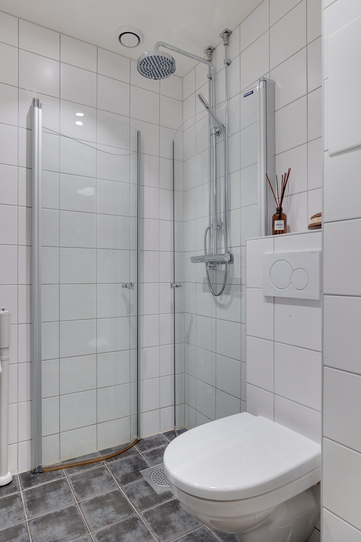 Badet har elektriske varmekabler Galleribilde