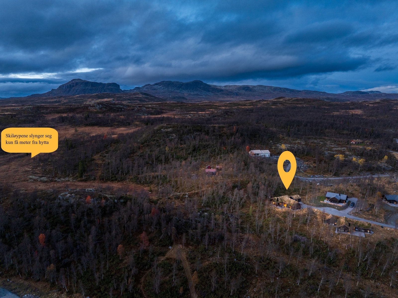 Blant skog og fjell, ligger denne perlen av en hytte. Nydelig turmuligheter året rundt. Galleribilde
