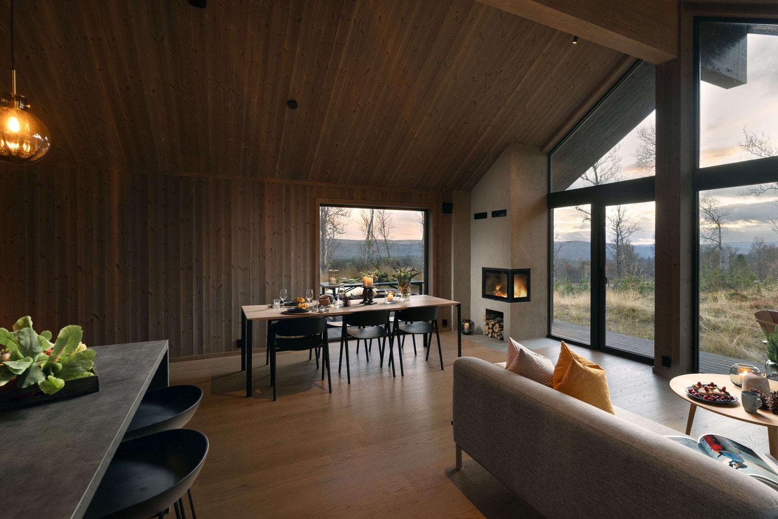 Tenn opp i peisen og sett stemningen Galleribilde