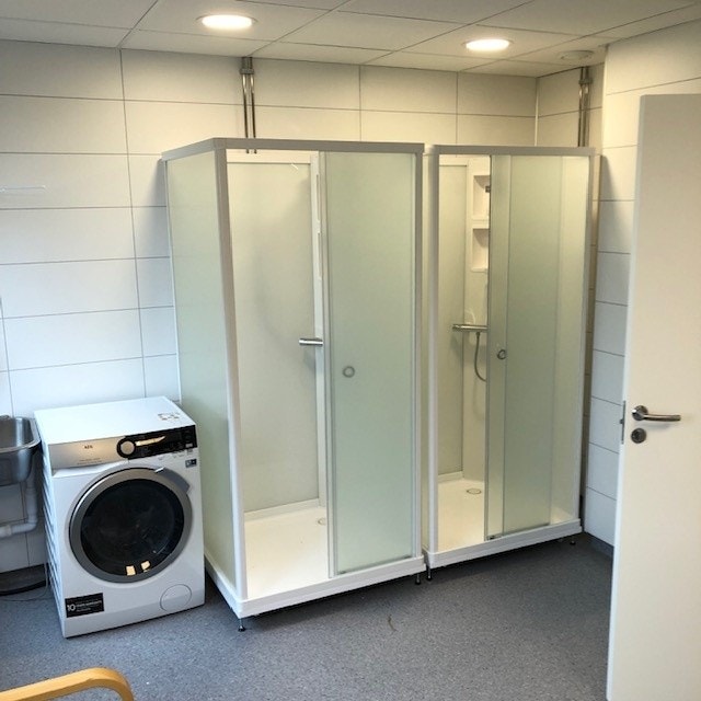 Dusj og vaskemaskin Galleribilde