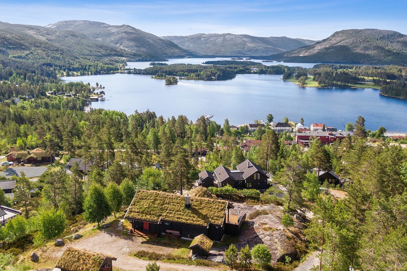 Robust og tradisjonell hytte med særpreg. Denne hytta bør sees! Galleribilde