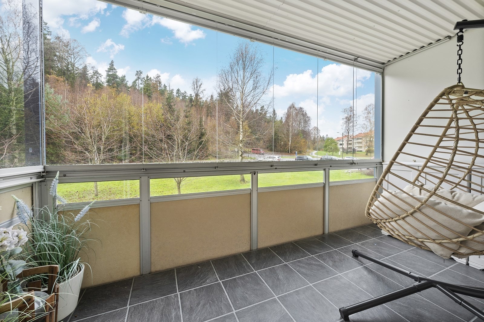 Denne fine leiligheten ligger i 2. etasje med enkel adkomst fra parkering Galleribilde