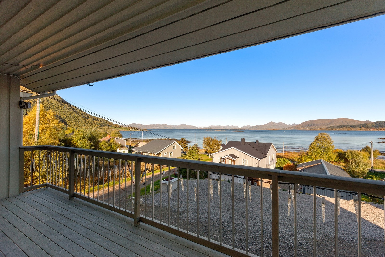Fin utsikt fra veranda Galleribilde